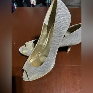 Kelly & Katie Glittering Silver Peep-Toe Heels